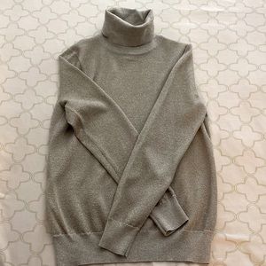 J Crew women’s turtleneck, gold with shimmer, size M